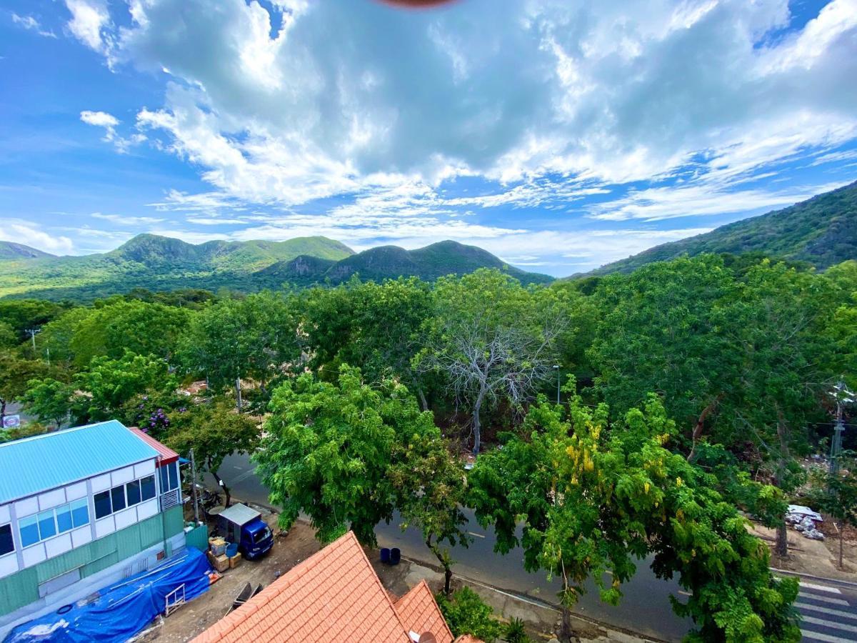 Khách sạn Phúc Lộc An Côn Đảo Chi Khu Co Ong Exterior foto